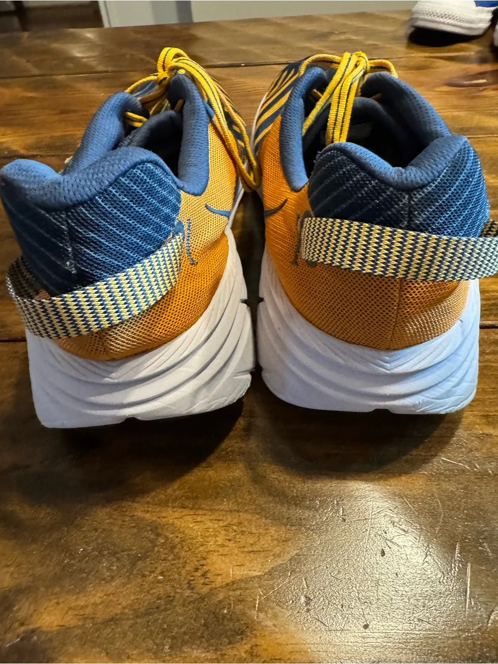 Hoka One One Rincon Running Athletic Sneakers Mens Size 12.5. Blue/yellow gold